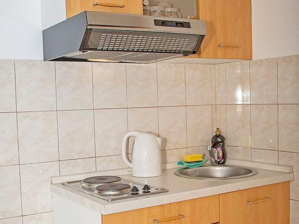 Apartments Damir Kaštel Štafilić Esterno foto